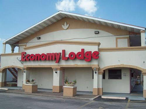 Economy Lodge Texas City Refinery Екстериор снимка