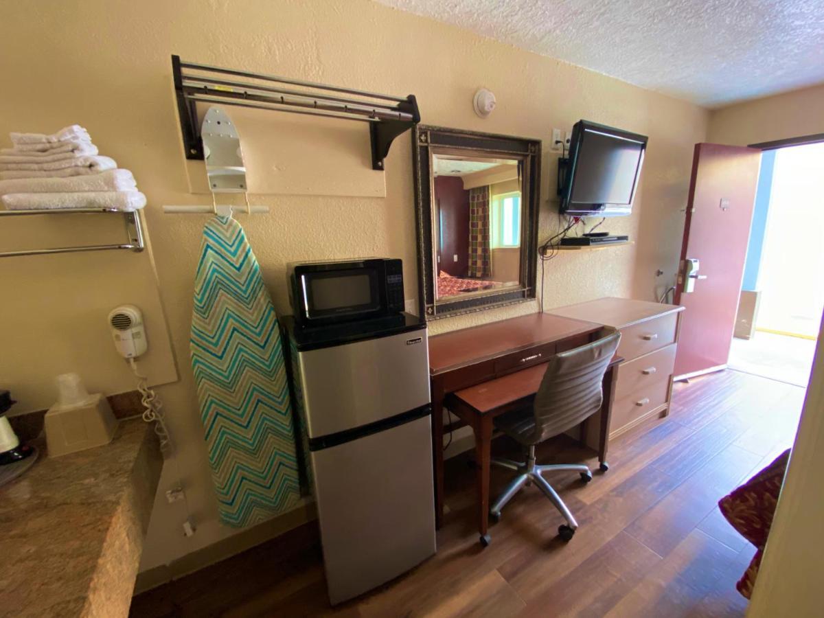 Economy Lodge Texas City Refinery Екстериор снимка