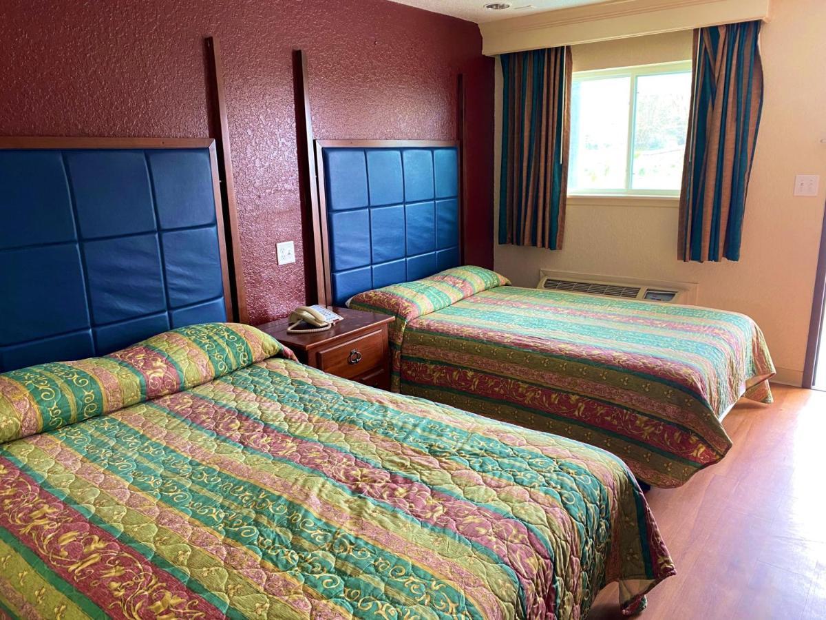 Economy Lodge Texas City Refinery Екстериор снимка