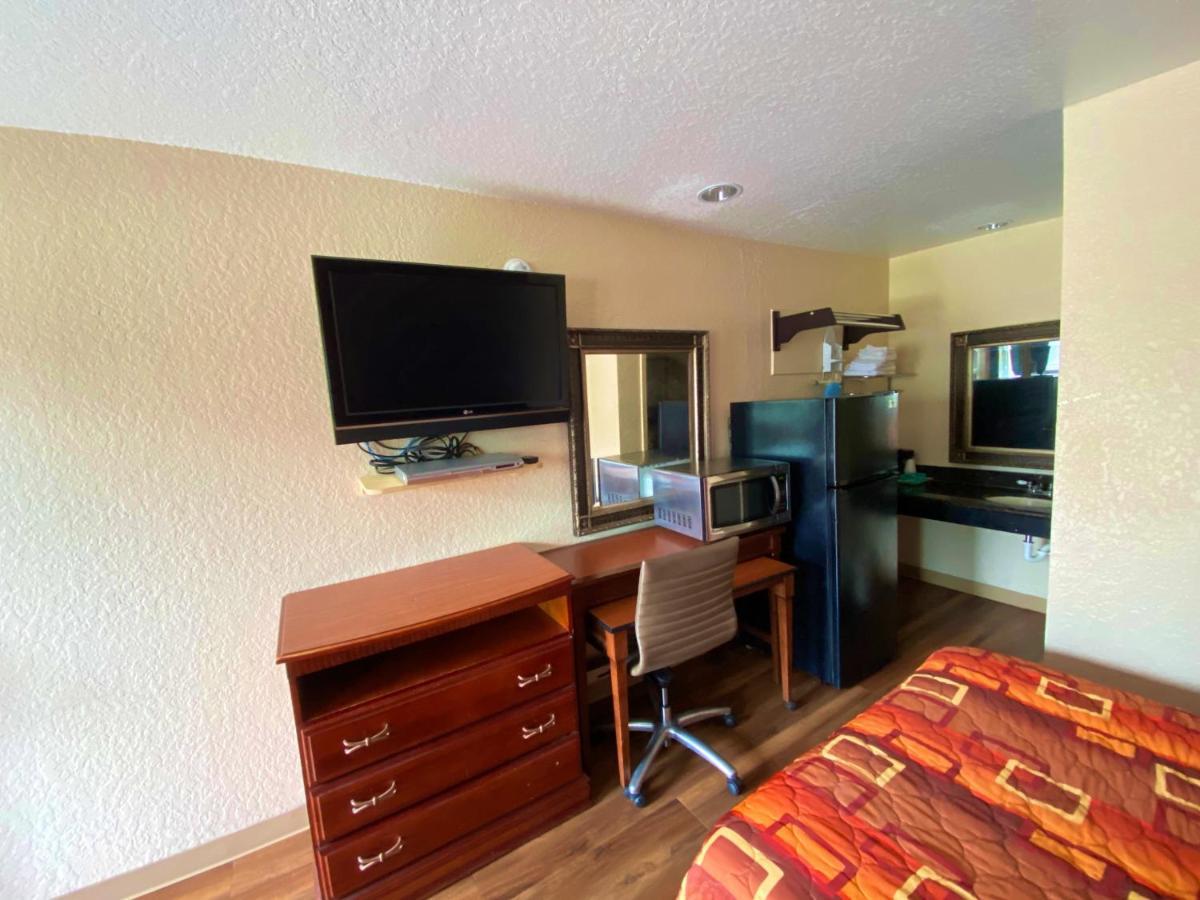 Economy Lodge Texas City Refinery Екстериор снимка
